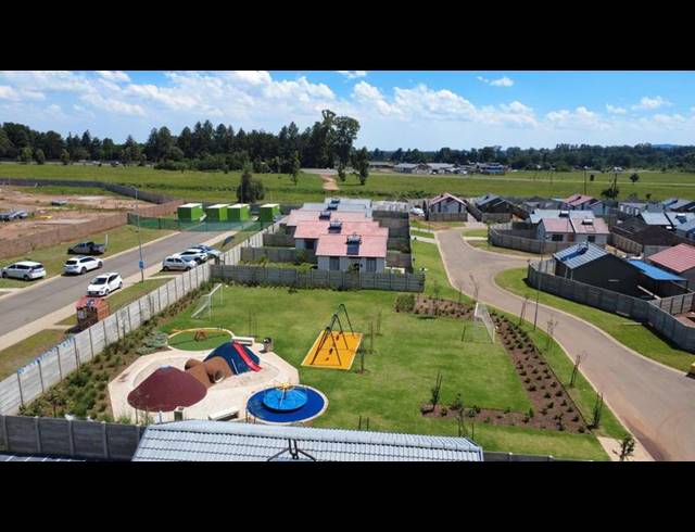 3 BEDROOM TOWNHOUSE FOR SALE IN LION PRIDE